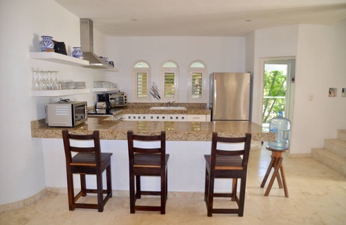 Playacar House | Christmas Deal!Oceanview private pool villa, steps from the beach. 24hs security