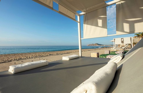 Palmilla Resort | Christmas Week Dec 20-27- Beachfront 2BR at Garza Blanca Los Cabos- Sleeps 6