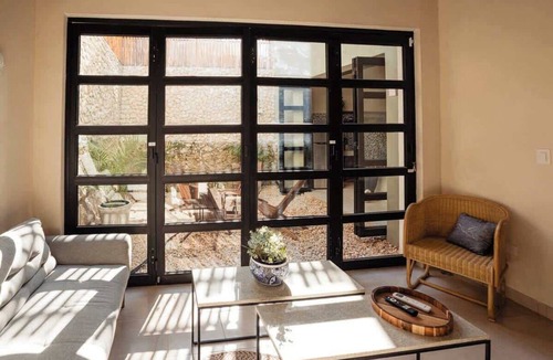 Centro House | Colonial Home for 6 · Garden · Historic Downtown