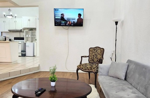 Valle Dorado House | Comfortable 3-bdr 2-bth house in Ensenada, 7 mins from beach.