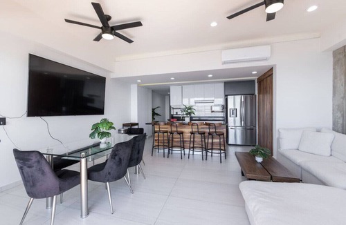 Mazatlan Apartment | con vista al mar| frente a malecon by Gpsrentas