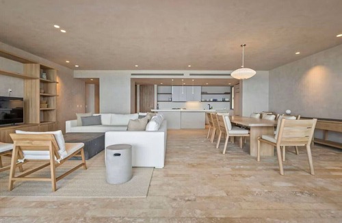 Litibu Apartment | Condo Perla de Mar | Uavi Beachfront Residences