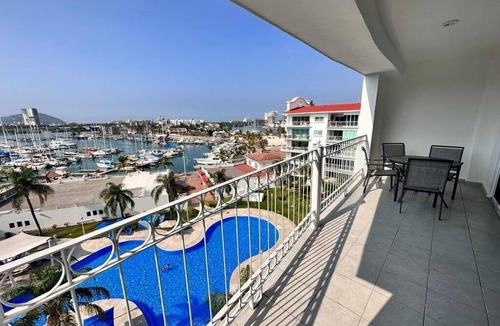 Marina Mazatlan Hotel | Condos Puesta DS ByTrvl2hm
