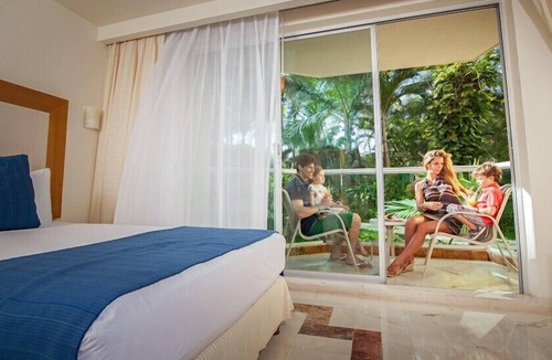 Cozumel Hotel | Cozumel Tranquil Studio Pool & Hot Tub for Getaway