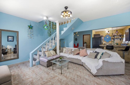 San Miguel House | Cozy Tropical House with Jacuzzi and Fast WiFi