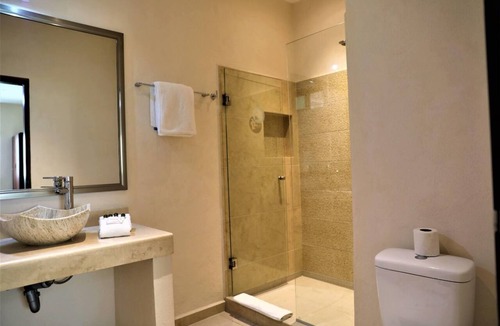 Gonzalo Guerrero Hotel | Days Inn By Wyndham Playa Del Carmen