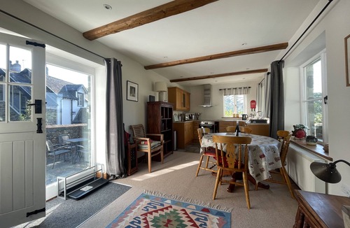 Borrowdale Cottage | Deer Close Cottage - sleeps 2 guests in 1 bedroom