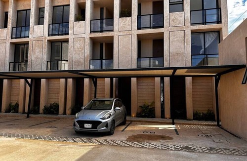 Montecarlo Apartment | Departamento en planta baja con piscina privada
