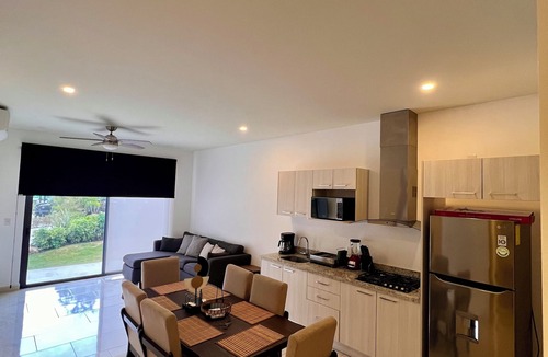 Ejidal Apartment | Departamento de 2 BED en Condominio a 8 min del Mar Caribe