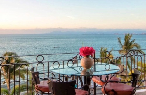 Downtown Puerto Vallarta Condo | Direct Ocean Front: Casa Luz - Incredible Views in the best location!