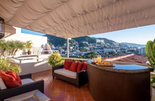 Downtown Puerto Vallarta Villa | DOWNTOWN VILLA AMAZING VIEWS FULL STAFF - 6 BD