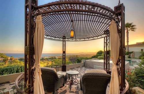 San Jose del Cabo Villa | El Altillo Cabo Villa with Infinity Pool and Private Casita