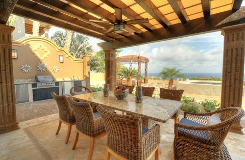 San Jose del Cabo Villa | El Altillo Cabo Villa with Infinity Pool and Private Casita