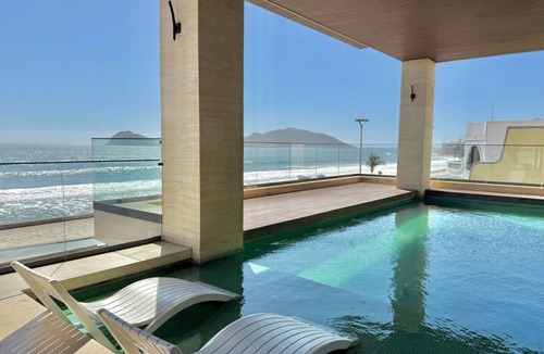 Mazatlan Apartment | Elegante depa vista al malecón y mar by Gpsrentas
