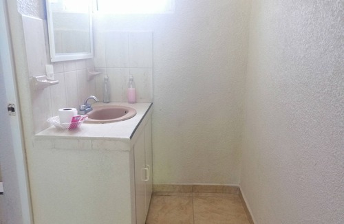 Santa Elena Hotel | ENCHANTED LAGOON TOURIST