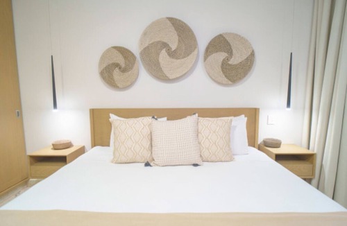 Downtown Hotel | Enjoy Scenic Views in Vibrant Downtown | 4 Pet-friendly Units w/Pool Access
