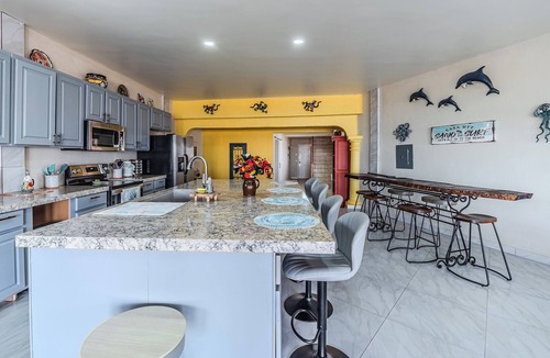 Cholla Bay House | Enjoyable 3-bedroom beach house with AC in Bahía la Choya, Rocky Point