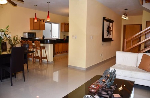 Villa Juarez House | Entire 3 Bedroom Villa with swmming pool close to the beach