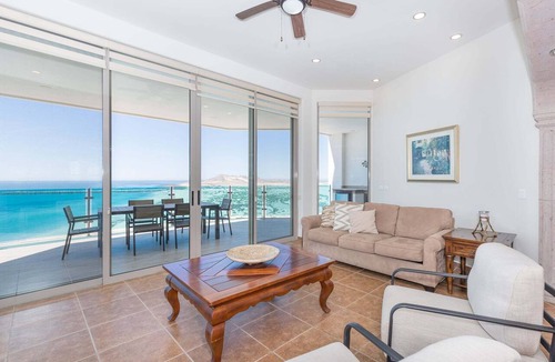 Puerto Penasco Condo | Esmeralda Beach Resort 3 Bedrooms Condo B 1101