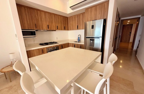 Las Glorias Apartment | Exclusive Oasis with Spectacular Ocean View and VIP Amenities