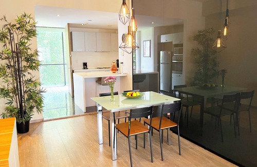 Zona Rosa Apartment | Experience the best of Mexico City in this executive suite located in Juarez.