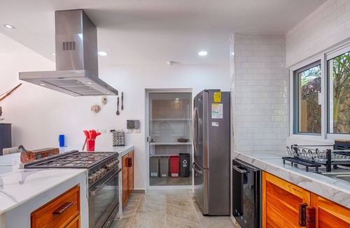 Akumal Condo | Family getaway in this charming townhouse just steps away from Yal Ku Laggon!