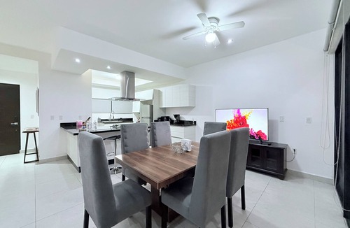 Cancun House | Family house with jacuzzi in residential Cancun, Excellent location