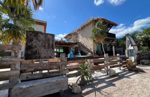 El Cuyo Hotel | Flamingo Blue - Casa Boutique - Adults Only