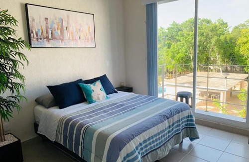 Cancun House | Franks House "Shared House" Apartment