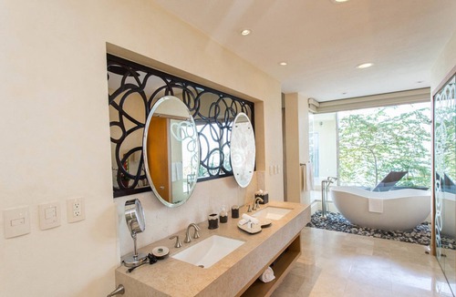 South Shore Hotel Area Resort | Garza Blanca Preserve Resort Puerto Vallarta, Mexico Junior Panorama Suite
