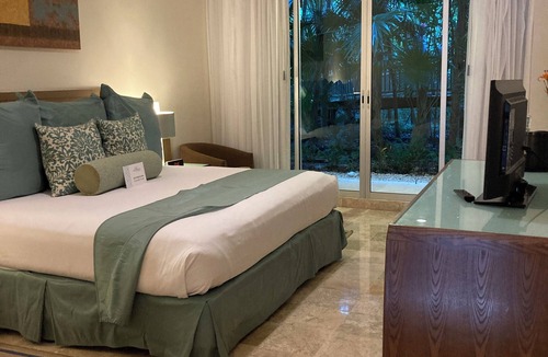 Villa Juarez Resort | Grand Bliss 1 Bedroom Suite