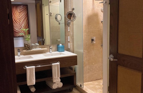 Villa Juarez Resort | Grand Mayan 2 Bedroom Suite Cancun Vidanta