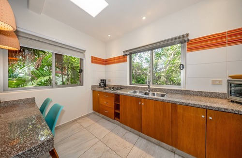 Gonzalo Guerrero Ski Chalet | GS123. Garden Suite King