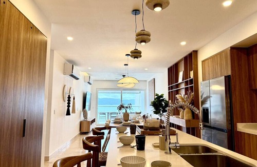 Las Glorias Apartment | Harbor NT507 by Moikkarentals
