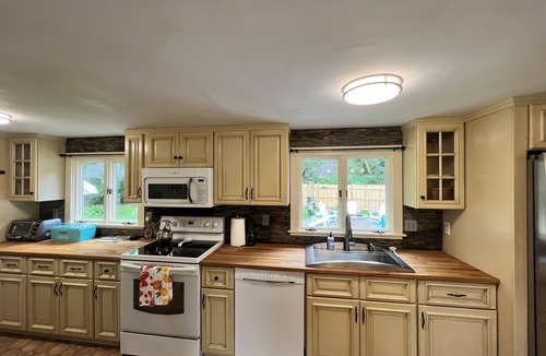 Playa Paraiso House | Heart of Falmouth Village and Close to Beach