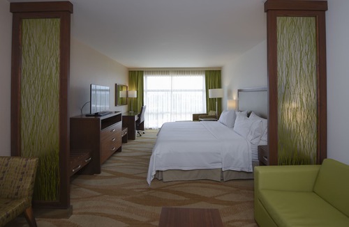 Celaya Hotel | Holiday Inn Express & Suites Celaya by IHG