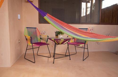 Chicxulub Puerto House | Hospedaje boutique La casa de Lola