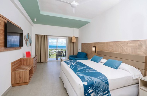 Costa Mujeres Resort | Hotel Riu Latino - Adults Only - All Inclusive
