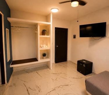 Centro Hotel | Hotel YA'AX HA' Bacalar