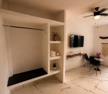 Centro Hotel | Hotel YA'AX HA' Bacalar