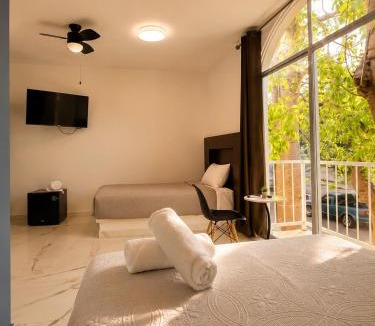 Centro Hotel | Hotel YA'AX HA' Bacalar