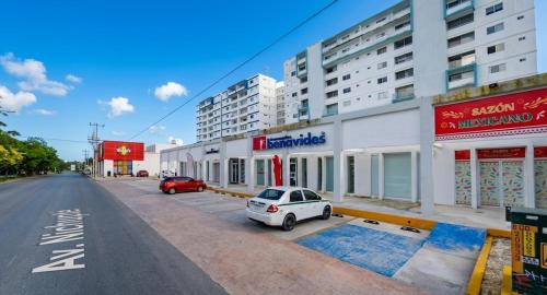 Jacinto Pat House | House with 3 Pools, Kids Area, 15 Minutes to the Hotel Zone