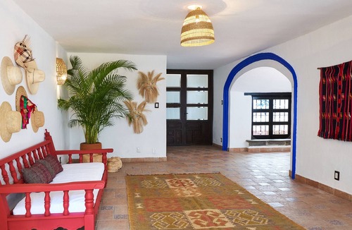 Del Carmen House | Incredible luxury house with 6 bedrooms, billiards, and designer features.