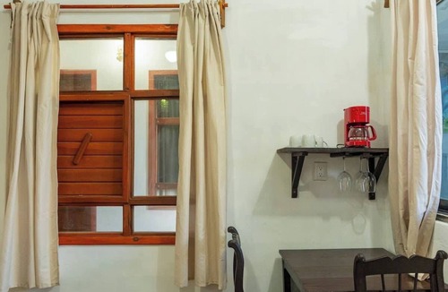 La Gloria Apartment | Isla Mujeres King Studio, Steps to the Sea