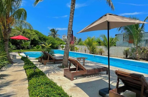 Colonia Meteorologico Villa | Isla Mujeres Villa | Plunge Pool, Beach 90m & A/C