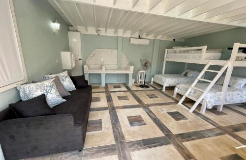 Santa Clara House | Jaguar Club & Casitas