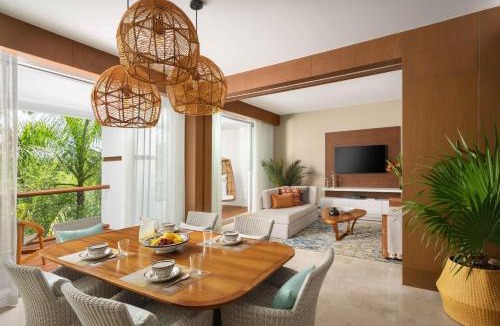 Villa Juarez Hotel | Jungala Hotel at VidantaWorld Riviera Maya