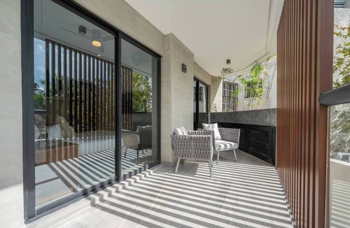 Colonia Centro Condo | Kippal Onix |Luxurious 2-Bedroom Cozumel Apartment