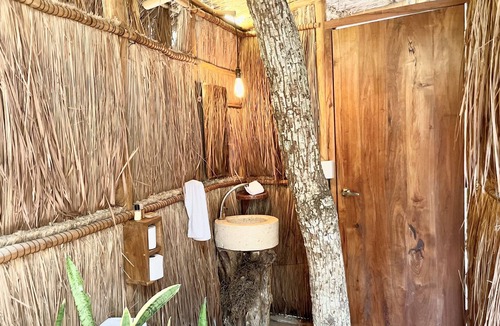 Chemuyil House | Ku Kuk Glamping – Domo Cielo