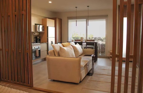 Las Glorias Condo | La Cozy Casa